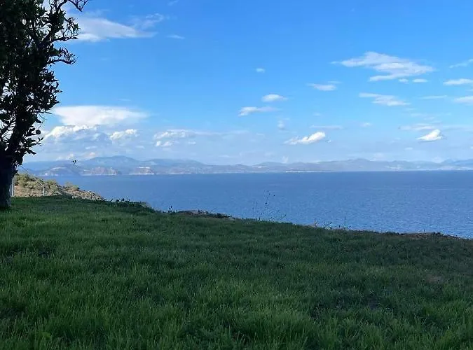 Castle Sea View Semesterbostad Parálion Ástros