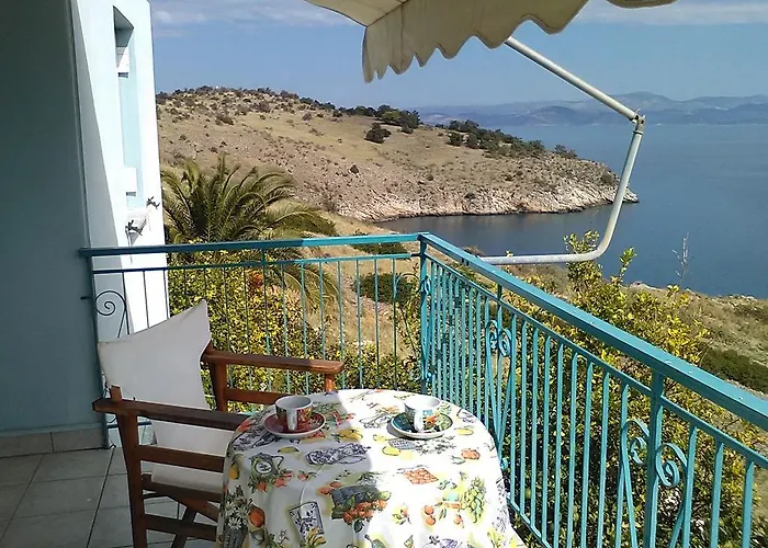 Castle Sea View Semesterbostad *