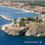 Holiday home Castle Sea View