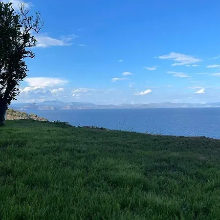 Castle Sea View Feriehus Parálion Ástros