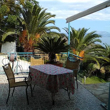 Castle Sea View * Paralio Astros