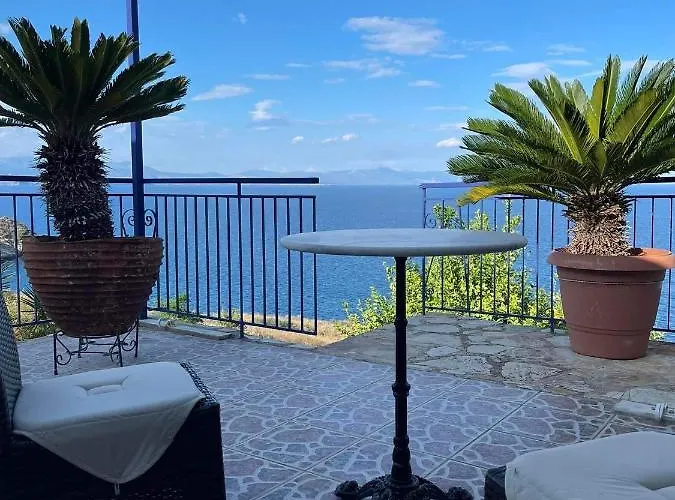 Castle Sea View بيت للعطل *