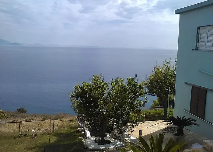 Castle Sea View بيت للعطل Parálion Ástros