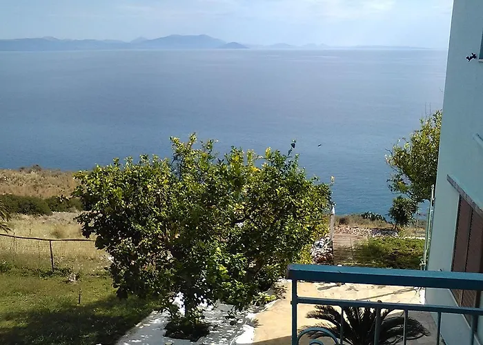 Castle Sea View بيت للعطل Parálion Ástros