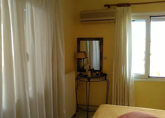 بيت للعطل Castle Sea View