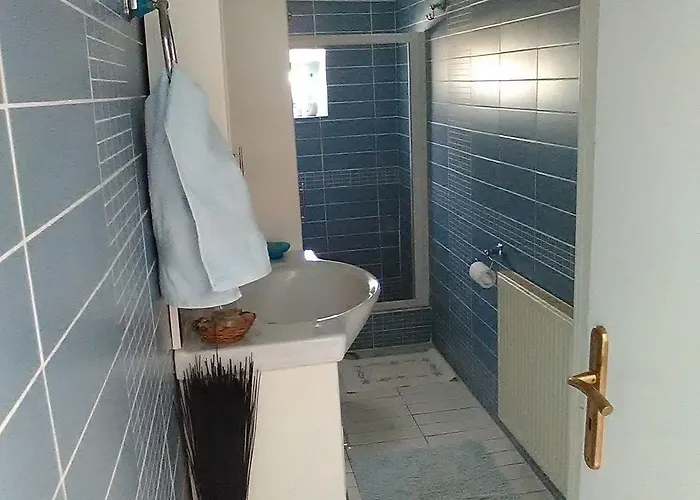 بيت للعطل Castle Sea View *