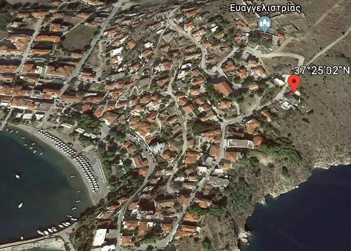 بيت للعطل Castle Sea View *