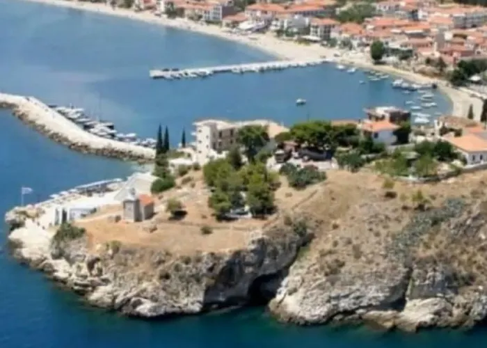 بيت للعطل Castle Sea View